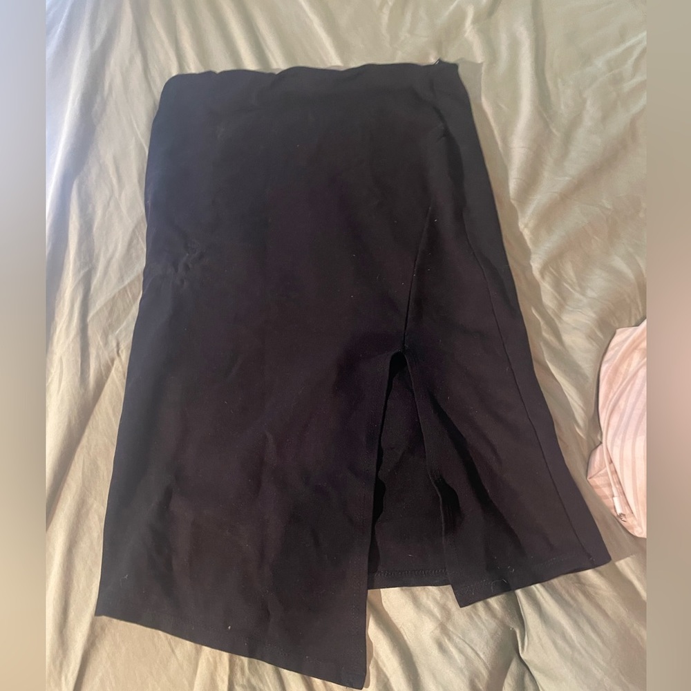 Black midi pencil skirt with slit